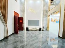 下桥站旁 朝南 房龄新 中间楼层采光好 近市场近地铁