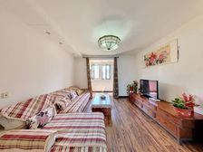 我是此房维护人 真实在售 看房和我联系 采光好 房主诚意出售