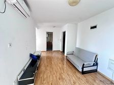 徐泾北城馨浦苑西区 楼龄新 出行方便 高楼层视野好