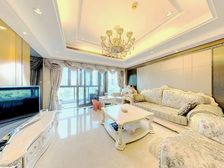 颐德公馆 南北对流双阳台 珠江公园园景 业主诚售 价格可谈