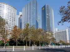 香港中路香格里拉甲写商业区精装修 雷格斯灵活办公空间 价可面