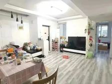 地铁口笋盘 高得房率三房 三楼精装三年 工作原因置换急售