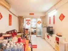 L雅宜居 中间好楼层 南北通透大两房 临地铁 近医院 电梯房