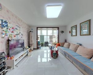新华联家园南区 3室2厅 125.35平