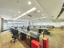 推荐 房源保真!136个公位 17个大房间!性价比嘎嘎地