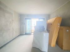 轻轨站500 一梯一户 房龄新 大社区小区环境优美