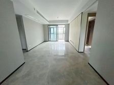 急136精装套四未住过人!保利品质!2号线地铁