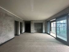 新上 经理亲戚的房子 横厅洋房 卖房子给娃儿留学