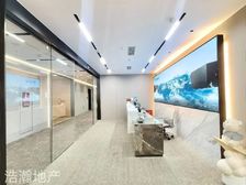 可享双免一补,华润前海中心800平豪装,电梯口带家私