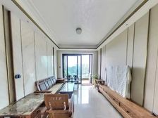 中冶逸璟台 诚心出售 价格可谈 送家私家电车位 包税 东南向