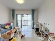 凤秀家园 诚心出售 价格可谈 送家私家电车位 包税 东南向