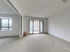 芳辰丽阳 小区环境优美,户型优越,物业管理严格