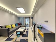 小区在宁波大学地铁站旁,交通便利,配套齐全