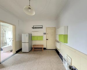 急卖西路小区精装三室两厅一卫,采光无遮挡 随时看房