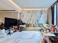 400 万全新豪装,带私家电梯,全套房设计,拎包入住,随时看