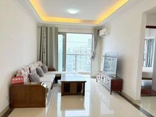 富丰新城三期 南向看小区园林 装修保养很好 安静