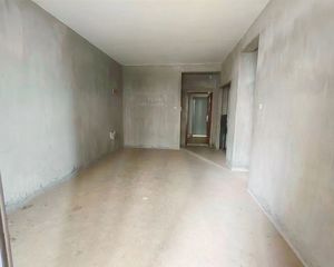 九龙湖西 毛坯两房 专梯专户 近地铁 生活配套齐全
