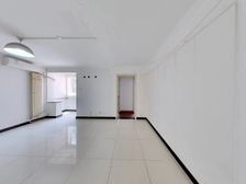 自营房源:南北朝向三居室 户型方正 采光良好 小区配套齐全