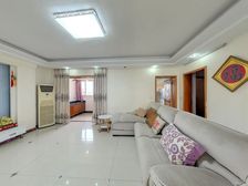 房屋楼层好 格局好 房东诚心出售