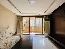 明华苑不临街,上汇师,高区南北通三房,业主诚意出售。精装修