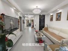 品质万科,小高层带电梯两房,出门地铁500米,超高得房率