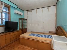 小爱建新村2室1厅,户型正气,全明户型,随时可看,房东诚售!