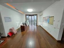 湖景房 房东回国卖房诚意出售 横厅板正户型 推窗见景