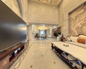 中海城南华府 6室4厅 南 北