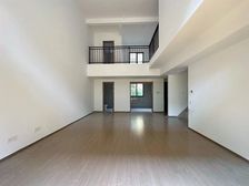 新上 高档小区 建发悦江南下叠 4层品质小区 大院子 有车位