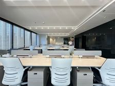 三元桥4元!凤凰置地广场500平米丨60工位6隔间!冠城大厦