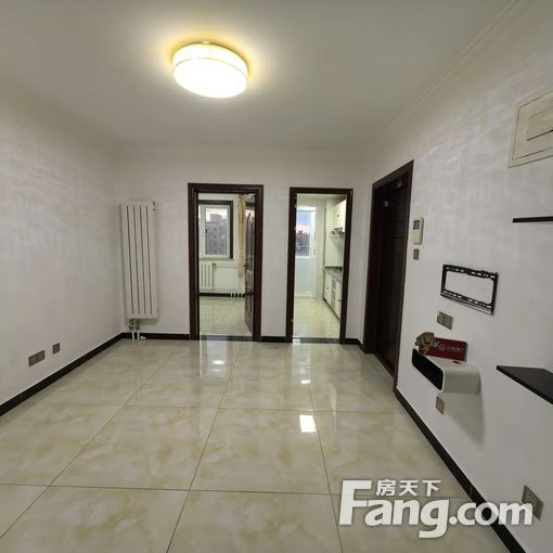 ١ܰ¼ÒÔ°¾«×°Èý¾Ó Äϱ±Í¨Í¸ ½üµØÌú3700/ÔÂ