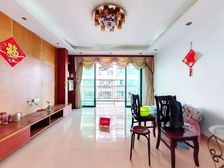 单价5千8大4房位置好安静不靠路 好楼层 随时可以看房