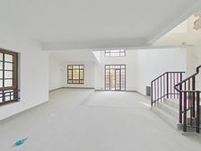 东郊紫园 377平3居 北向毛坯 拎包入住