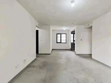 盛福 金地华著 诚意出售 四室两厅两卫 小高层 位置好