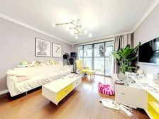 徐家汇明辉苑南向精装两房 满五高层住宅