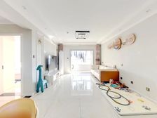 书香园全屋精装修三室高层,带车位储藏室,有家具家电