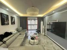 整个小区就此一套,中高间楼层,业主,房东置换诚售