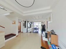阳明国际花苑 电梯房大复式 精装修拎包入住 诚意出售看房方便
