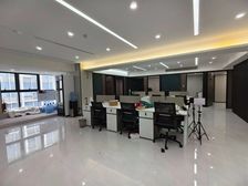 太白南路地铁口 9个直播间 设备可转让 16人工 360平下