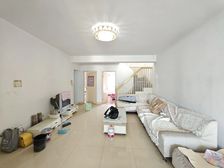 银座花园 4室2厅2卫 普通装修 226万元 126平米