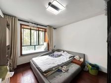 二楼 富浩花园03年商品房 满五 18号线地铁口 位置好