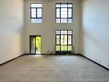 大端户联排别墅!实得5百平(带花园加产权车位2个)中央公园