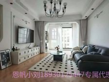 品质大三房 出行方便 双卫 南北通透 购物方便 双地铁口!