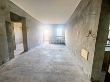 二房带个露台。看龙湖公园和大悦城商圈,视野无遮挡。