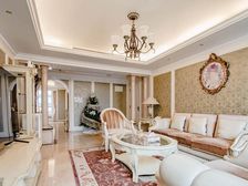 中高区安静位置户型方正,南北通,得房率高,业主诚意