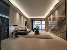 站南广场,潍阳学校,三室两厅两卫送储藏室,