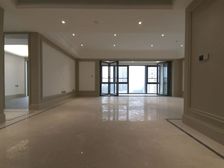 三地铁站 豪华装修 提包入住 重庆中心 三房 260万