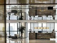 侨福芳草地 精装修带家具 新房 户型方正 国贸英皇中国尊