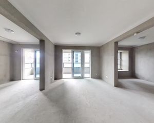 鸣芩嘉苑-2 133.00m2174万价格好谈