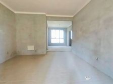 出门地铁口!业主换房急售,价格可谈,前后无挡,随时看房。